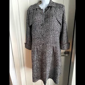 Chico’s thin long jacket NWOT BL/WH Size 2 (L)